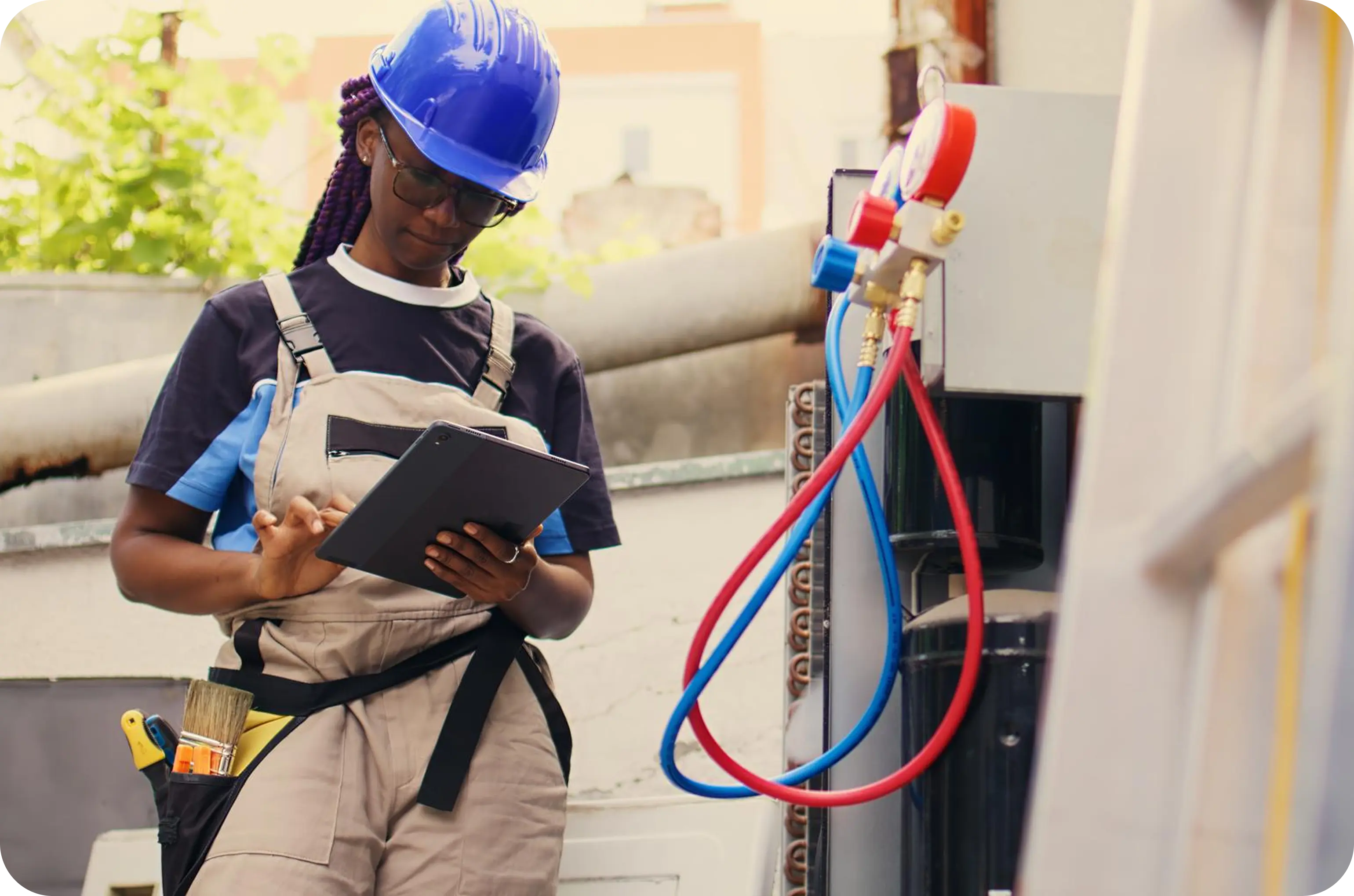 LNG facility worker with tablet